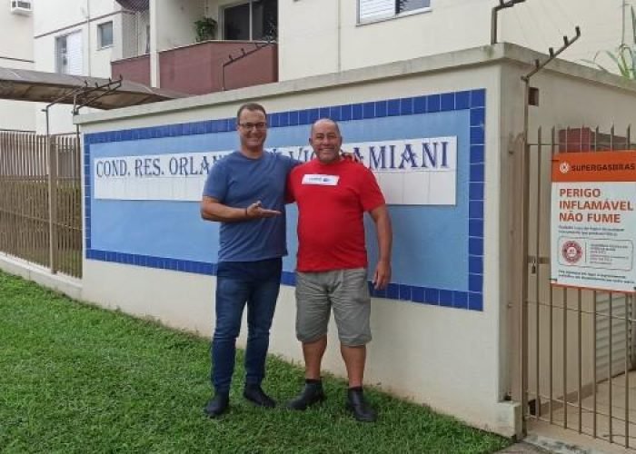 Porteiro, zelador e homem de confiança