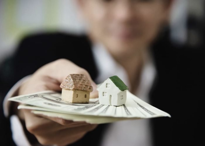 Prescrição quinquenal da cobrança de taxas condominiais