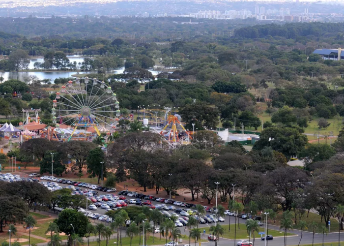 Feriado de Páscoa: Veja o que abre e o que fecha em Brasília